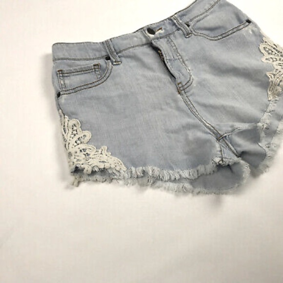 Mossimo Embroidered Denim High Rise Shorts, 8/29 - Picture 2 of 5